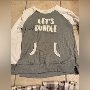 Cuddl Duds Gray and White Pajama Top